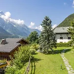 Le Cretet 2 - Year Chamonix