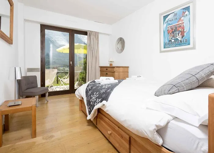 Le Cretet 2 - Year Chamonix